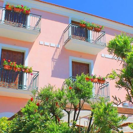 Hotel Pisacane Sapri Bagian luar foto