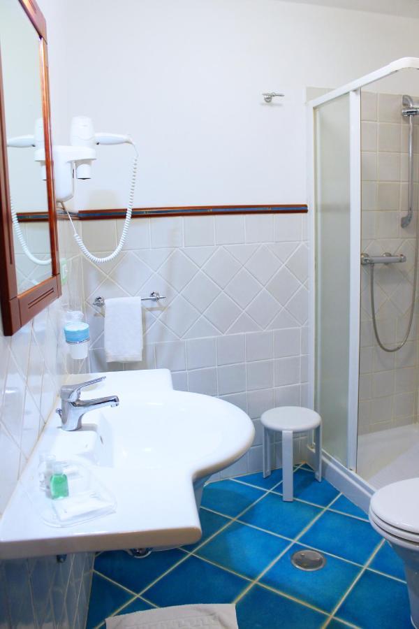 Hotel Pisacane Sapri Bagian luar foto