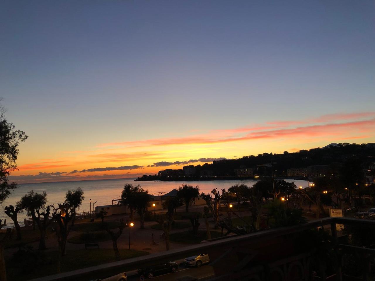 Hotel Pisacane Sapri Bagian luar foto